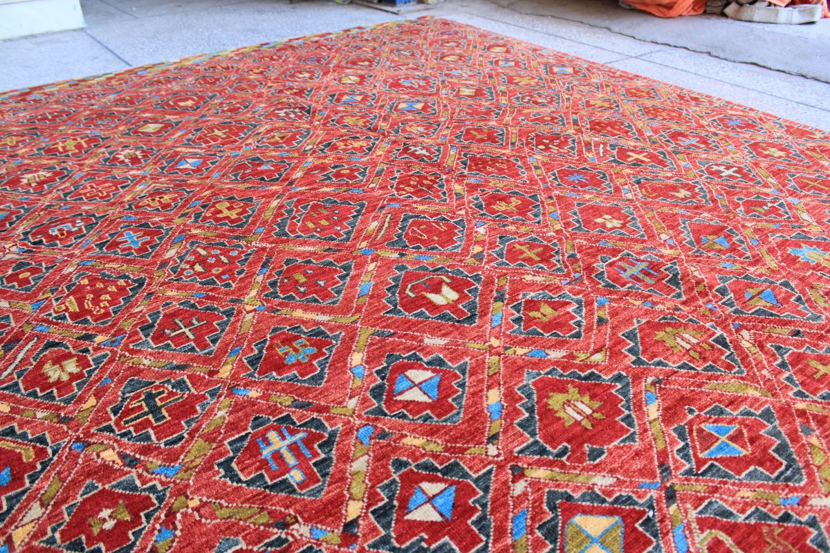 Stunning Design Chobrang Carpet With Nice Color