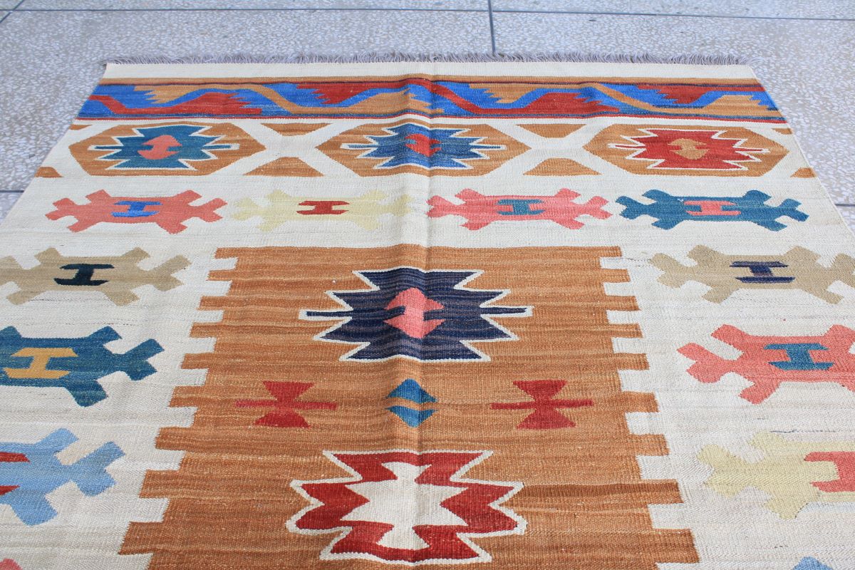 Flower Print Hand Knotted Kilim Rug