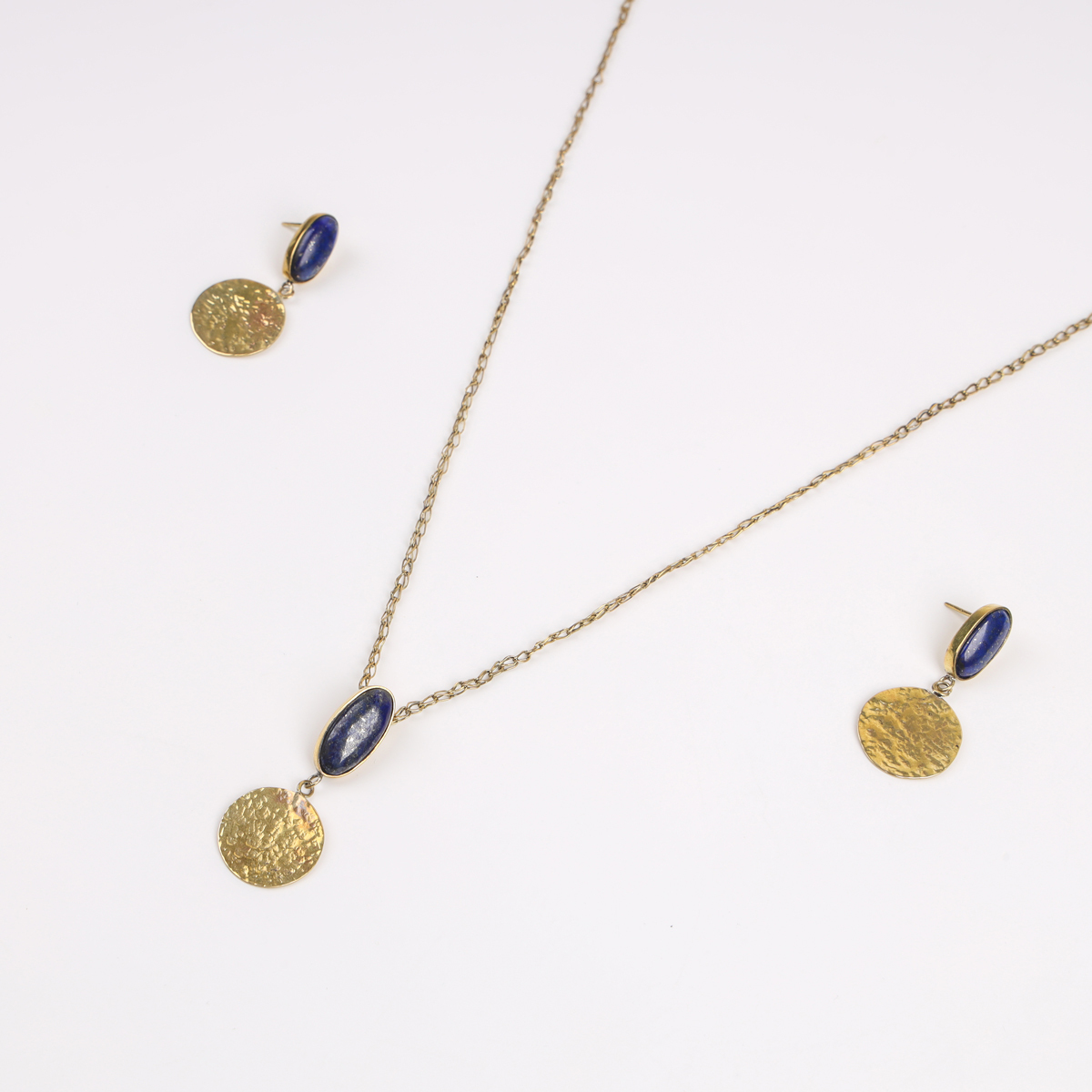Necklace and Earring set
