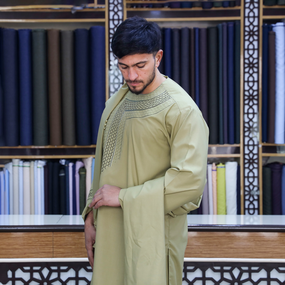 Traditional Men’s Clothing With Shawl – Perahan Tunban Set